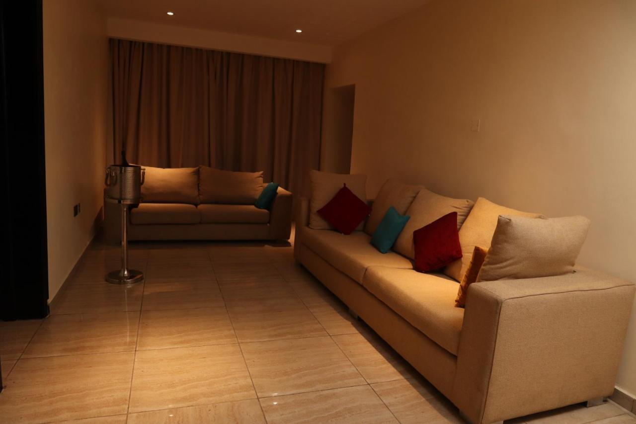 Monty Suites Calabar Εξωτερικό φωτογραφία