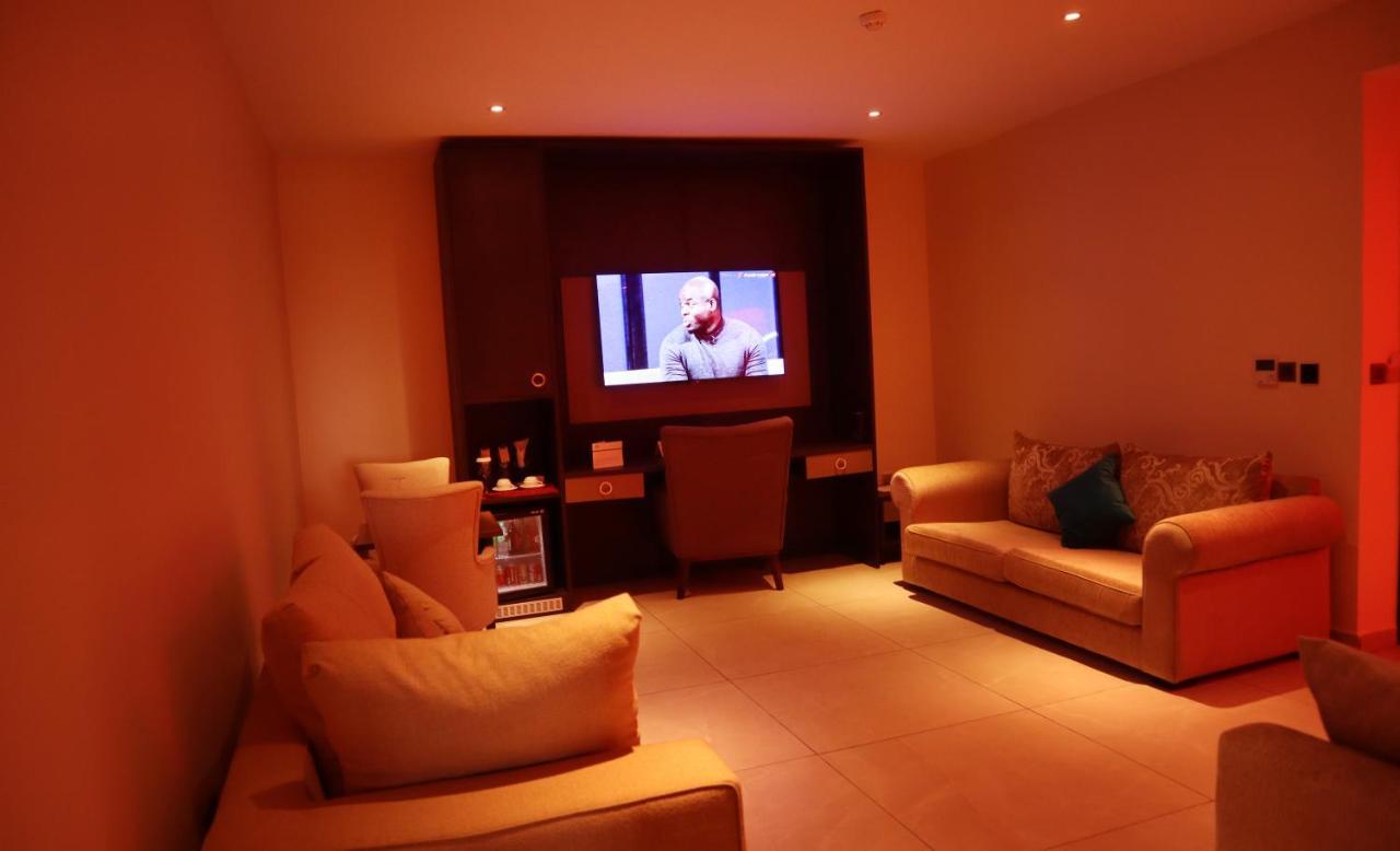 Monty Suites Calabar Εξωτερικό φωτογραφία